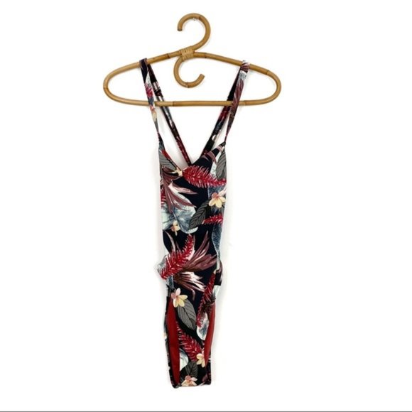 Body Glove | Flourish Eco Conscious Electra One Piece Swimsuit in Spice S - Picture 5 of 10